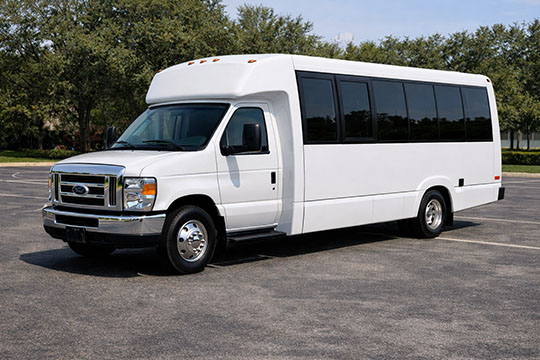 18-passenger minibus rental Ocala TX